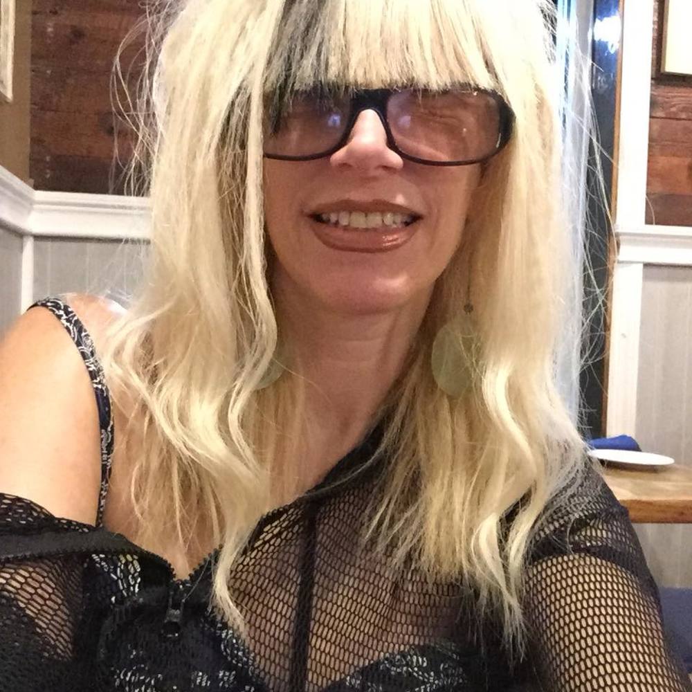 Meet your Posher, Jineen
